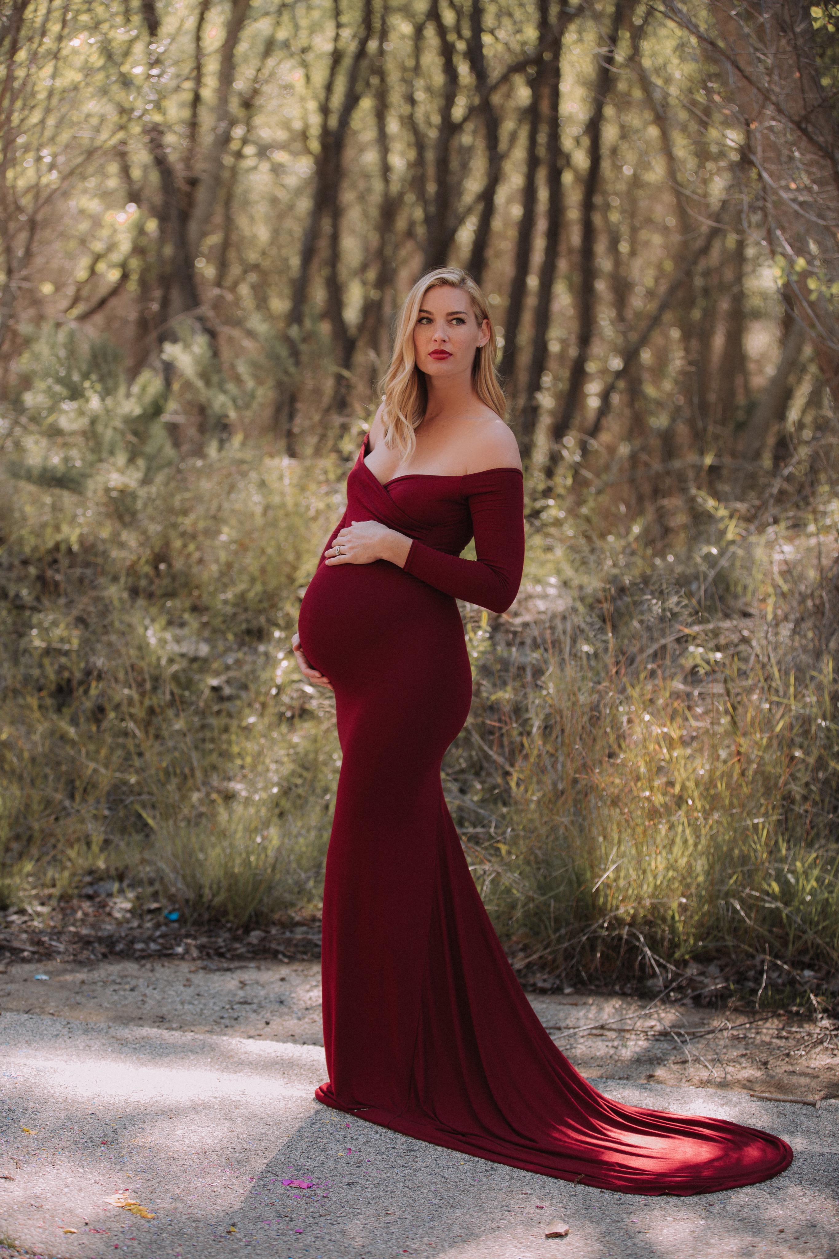 RED MATERNITY SHOOT Mini Style Hacker